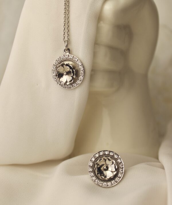 Petal Twist Set