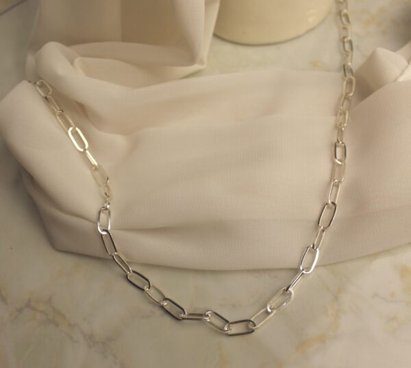 Chain necklace